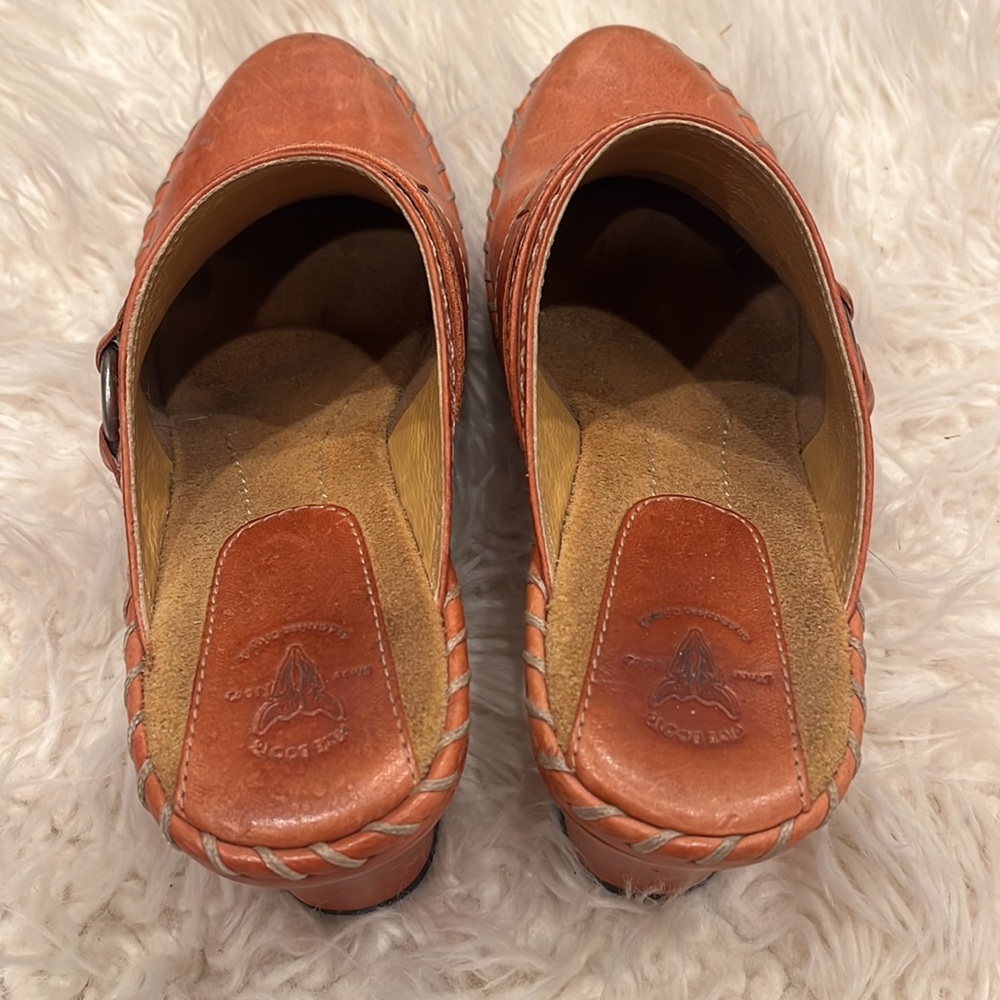 Frye heels - Picture 2 of 4